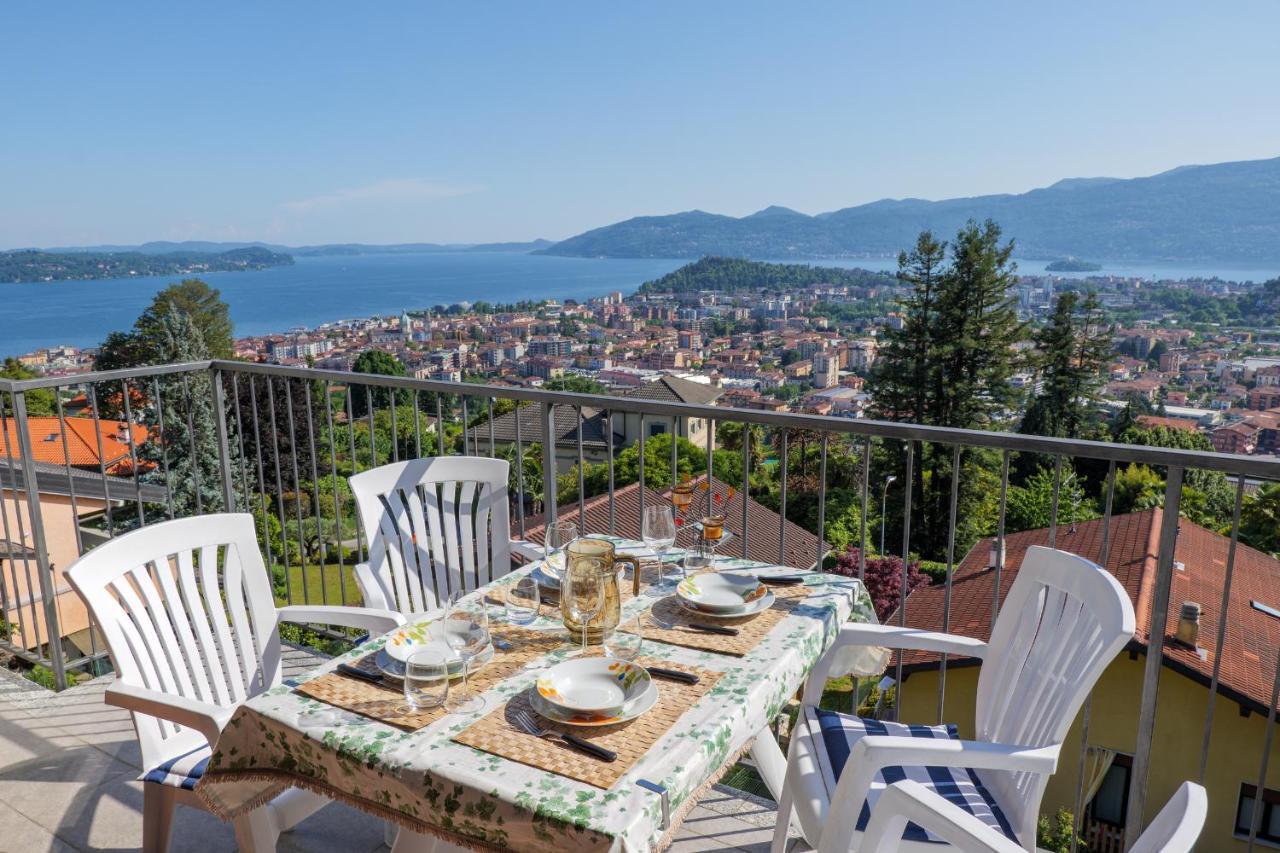 Appartement Panoramic'S Loft Tramonto à Verbania Extérieur photo