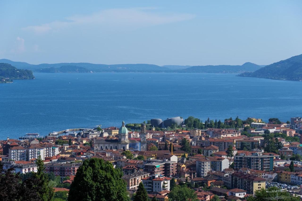 Appartement Panoramic'S Loft Tramonto à Verbania Extérieur photo
