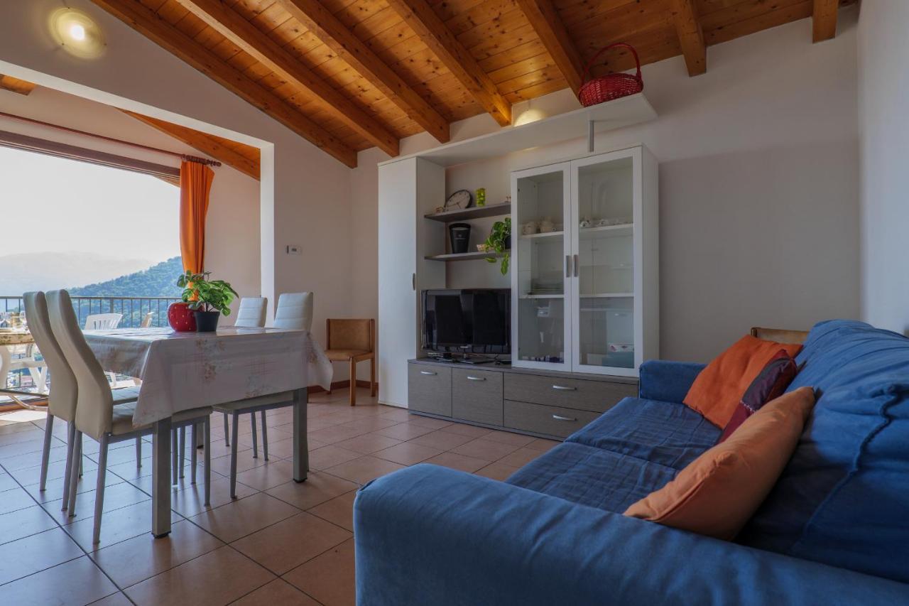 Appartement Panoramic'S Loft Tramonto à Verbania Extérieur photo
